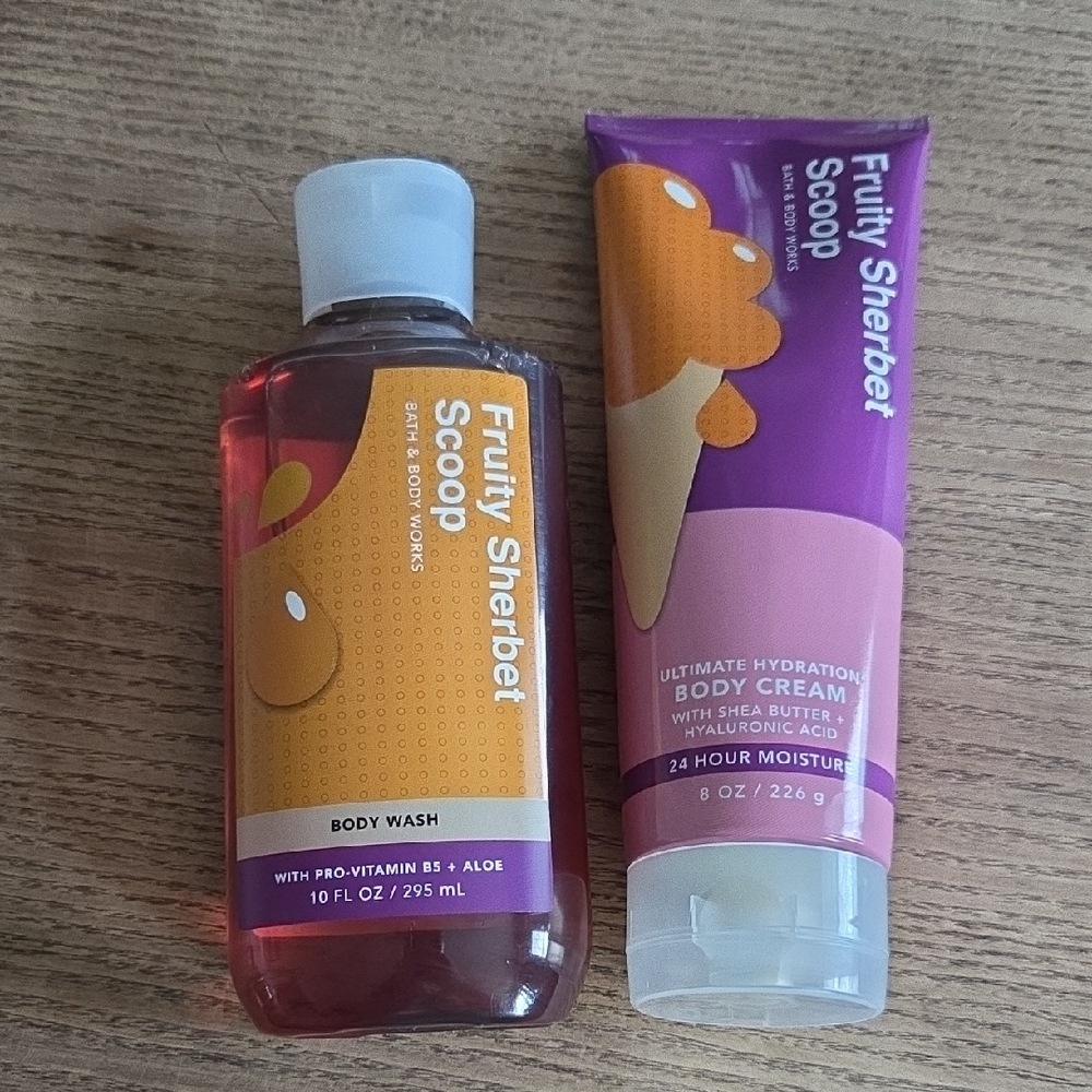 Bath & Body Works Body Wash and Lotion Set
